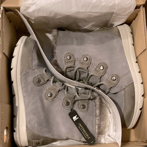 Sorel Shoes - Sorel explorer Joan womens size 8